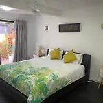 Surfers Paradise Retreat
